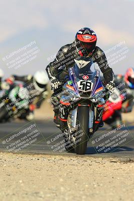 media/Dec-07-2024-CVMA (Sat) [[21c5f1ef85]]/Race 12-Supersport Middleweight/